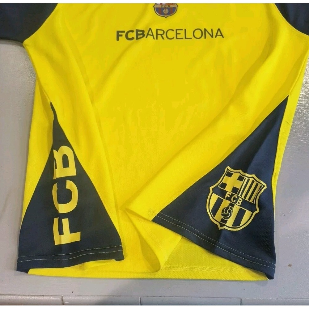 FC Barcelona FCB  T-Shirt Yellow UNISEX/MEN Size Xl Jersey Cotton  Soccer - Picture 4 of 4